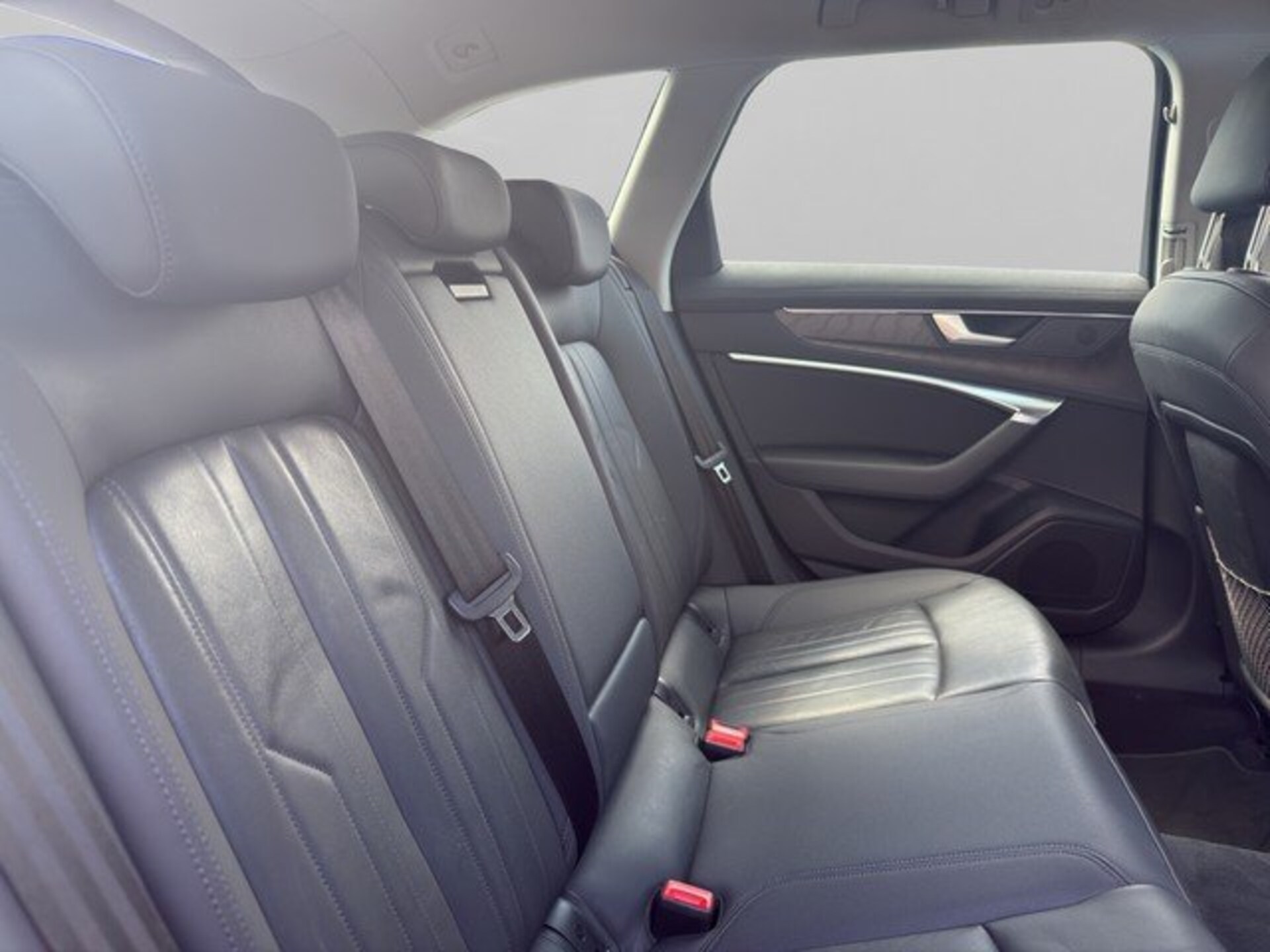 Audi A6 Avant TFSI e Design