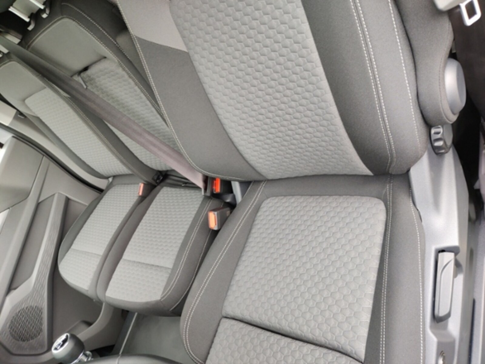 Volkswagen Transporter Kasten langer Radstand – Bild 12
