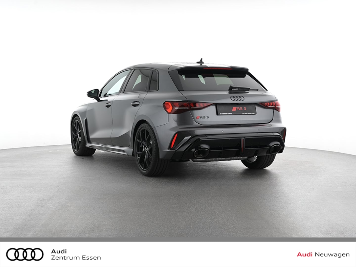 Bild über Audi RS 3 Sportback TFSI quattro 294 kW S tronic - für weitere Informationen kontaktieren Sie den Audi Partner