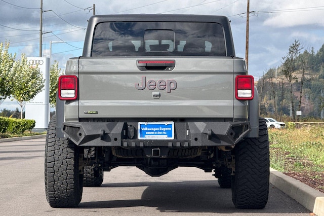 2022 Jeep Gladiator