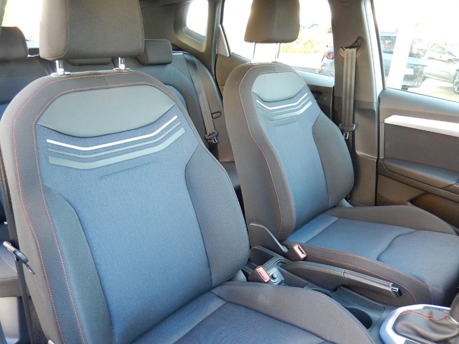 SEAT Arona – Bild 7