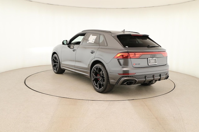 2026 Audi RS Q8 SUV performance