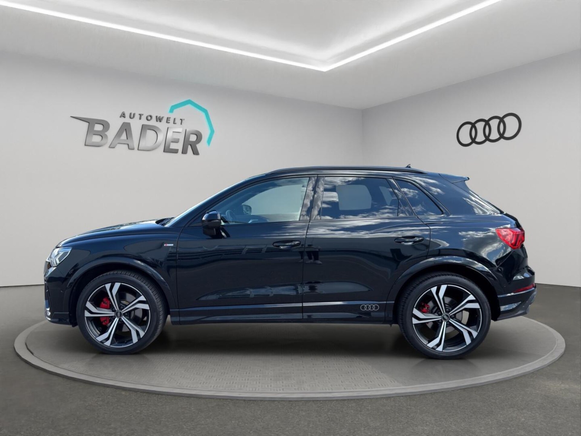 Audi Q3 SUV S line