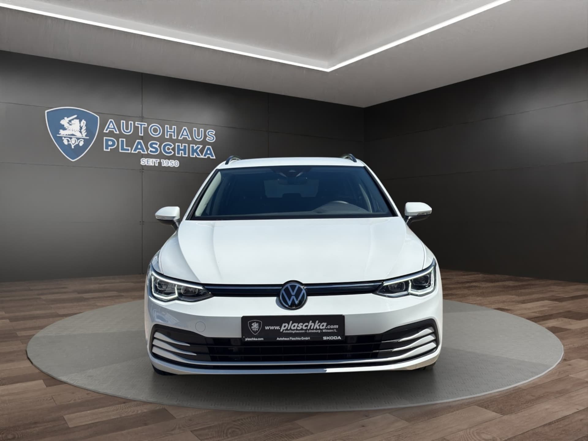 Volkswagen Golf Variant Life