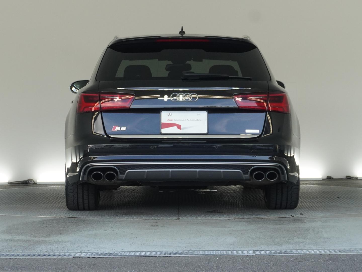 Audi S6 Avant
