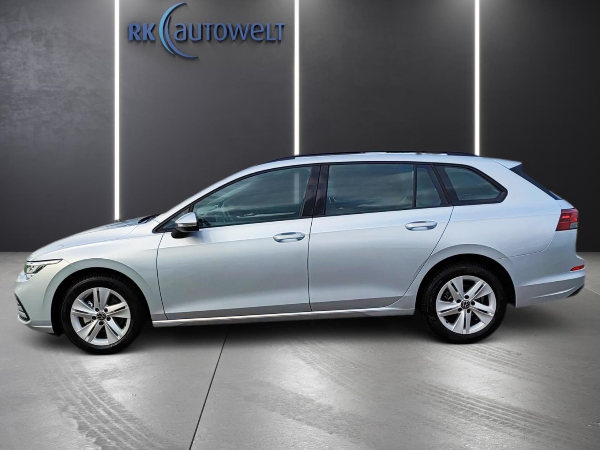 Volkswagen Golf Variant Life
