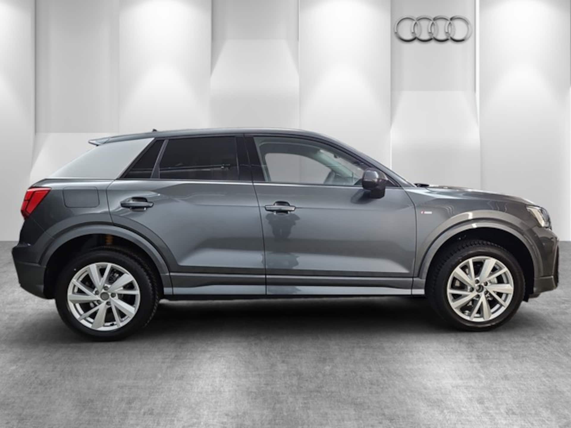 Audi Q2 S line