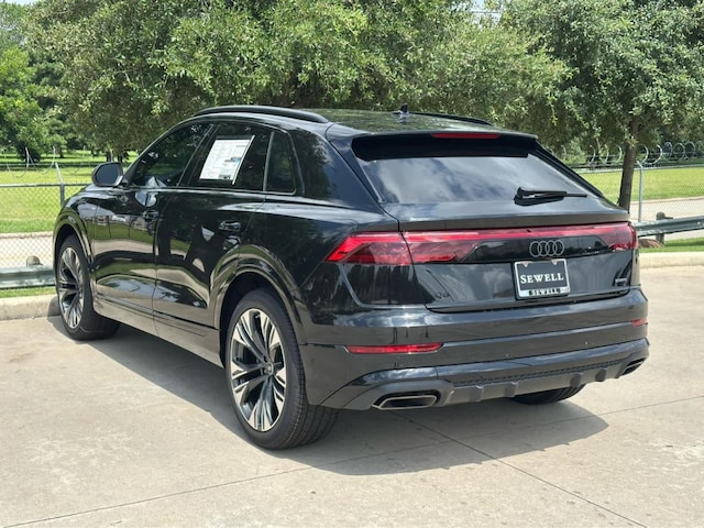 2026 Audi Q8