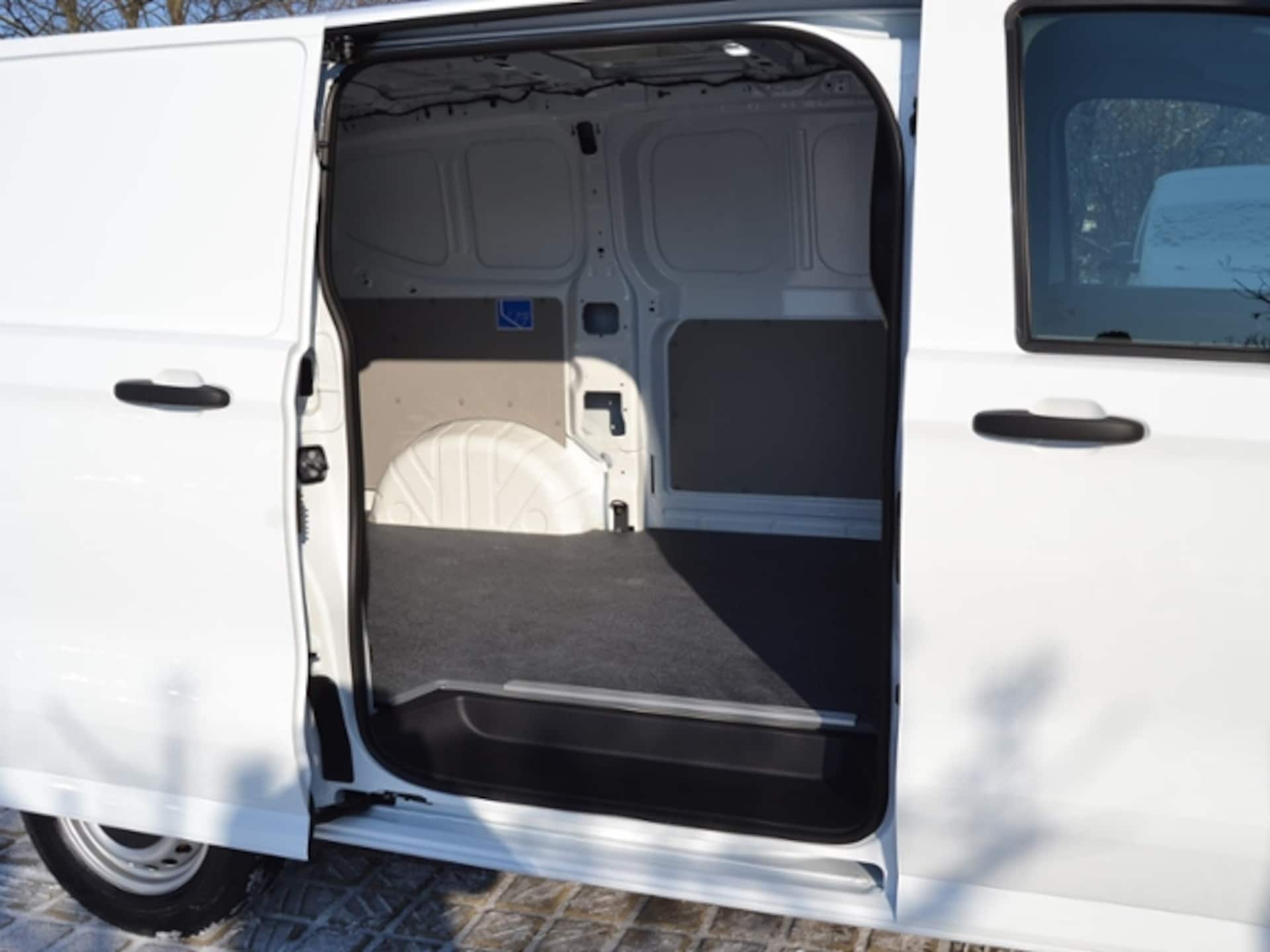 Volkswagen Transporter Kasten kurzer Radstand
