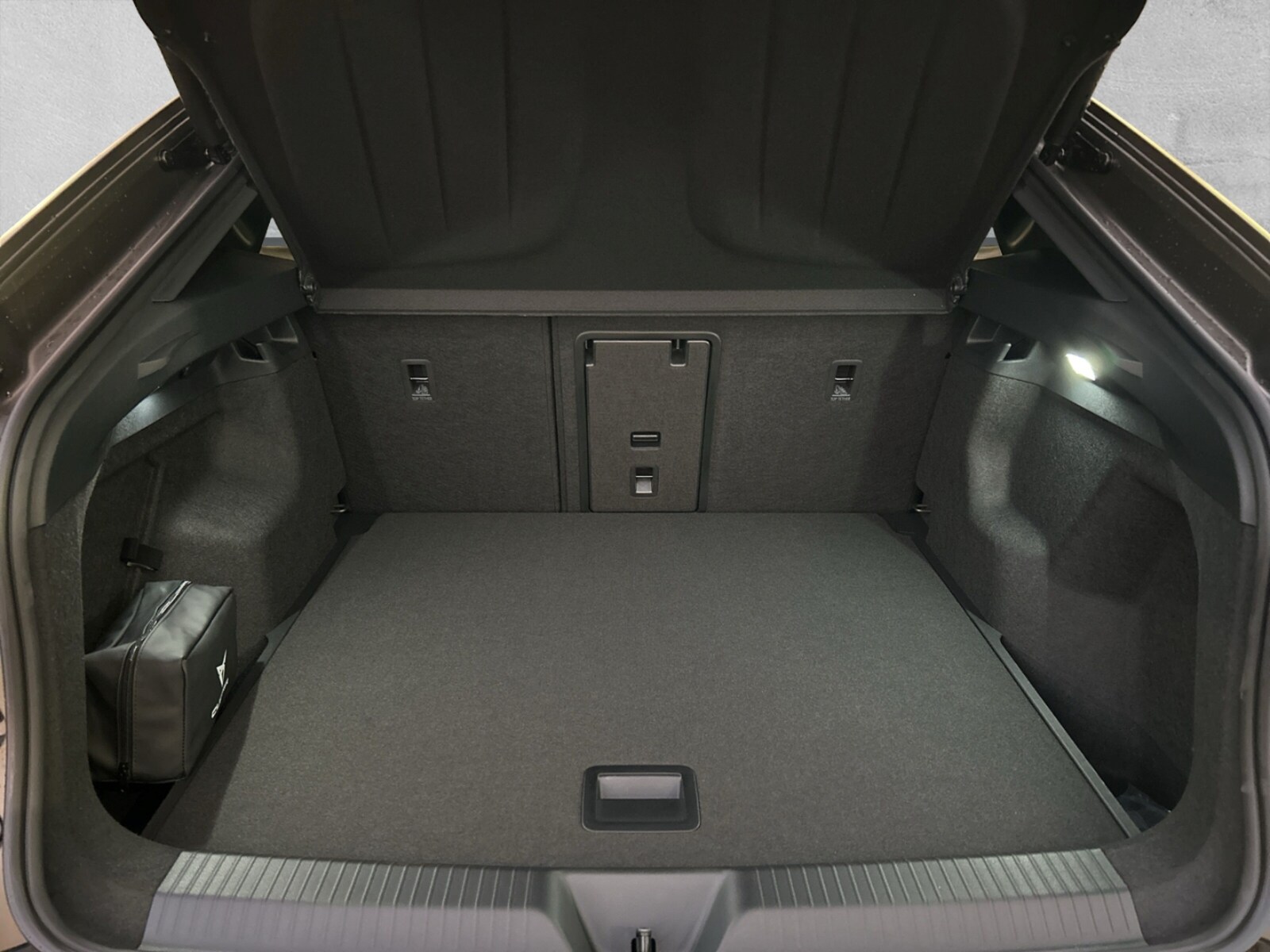 CUPRA Tavascan – Bild 3