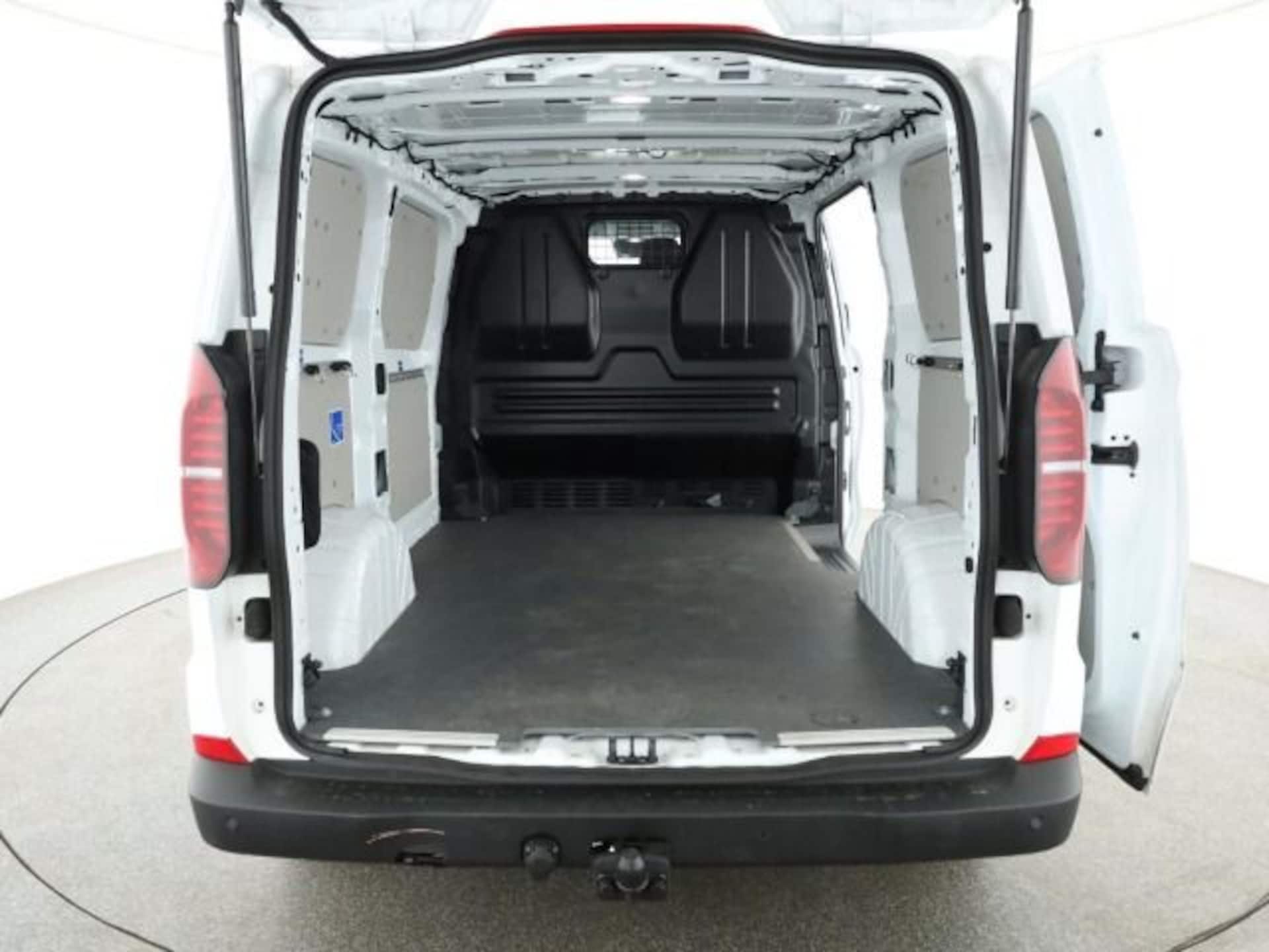 Volkswagen Transporter Kasten kurzer Radstand