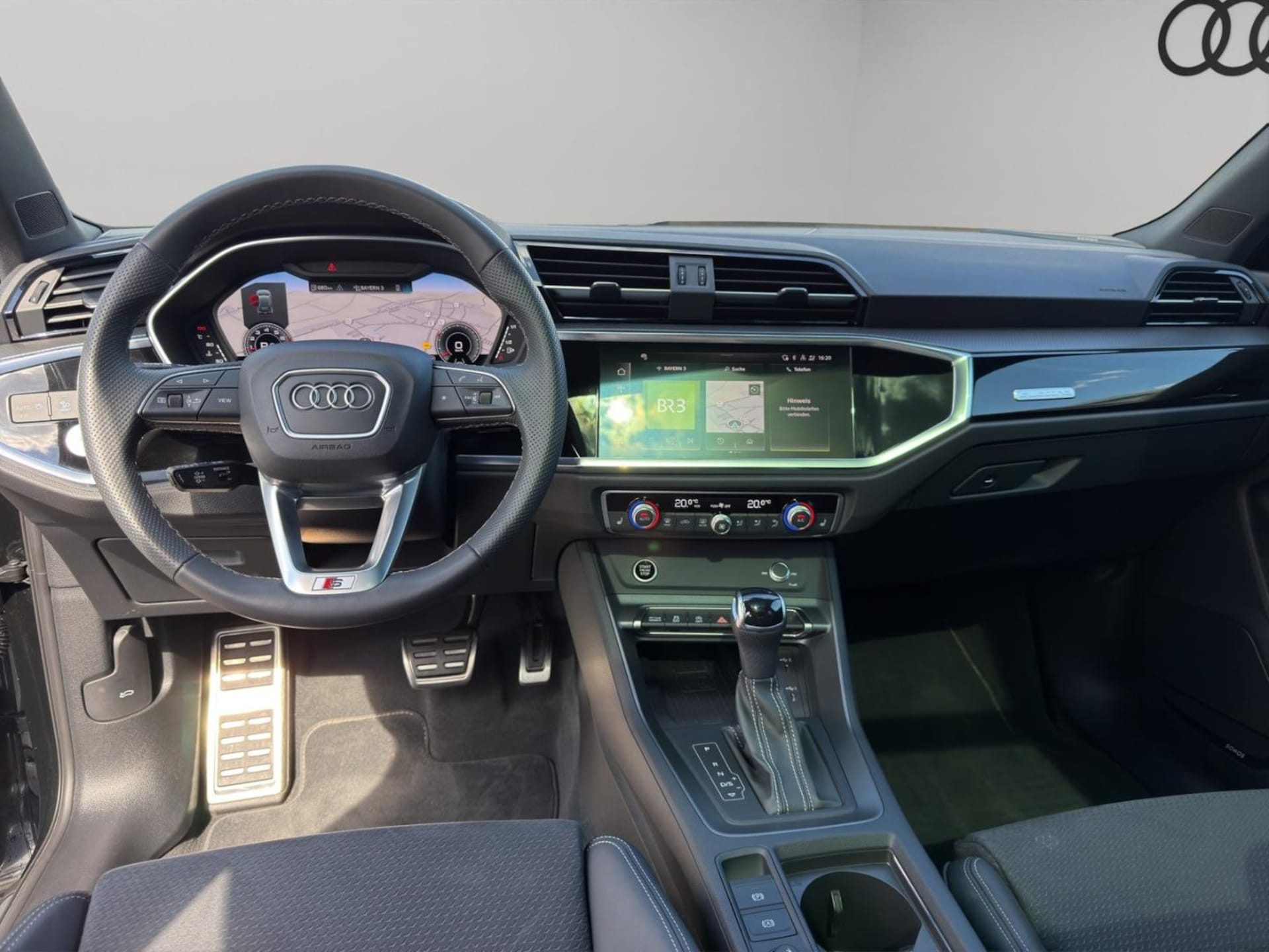 Audi Q3 SUV S line