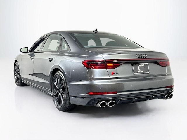 2025 Audi S8 L