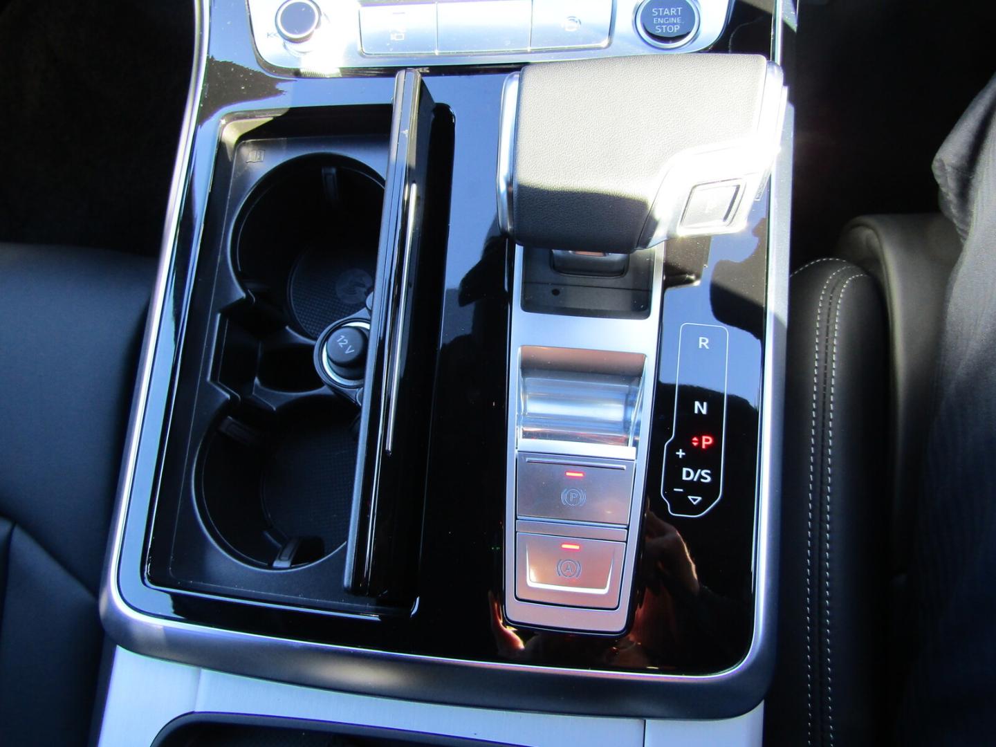Image about Audi Q7 50 TDI quattro S line kW(PS) tiptronic