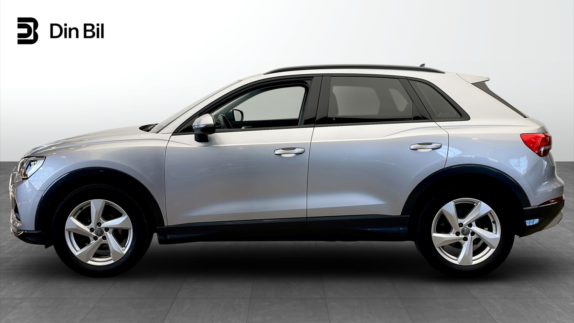 Bild som visar Audi Q3 Q3 35 TFSI Proline advanced 150 hk S tronic - för mer information kontakta din Audi Partner