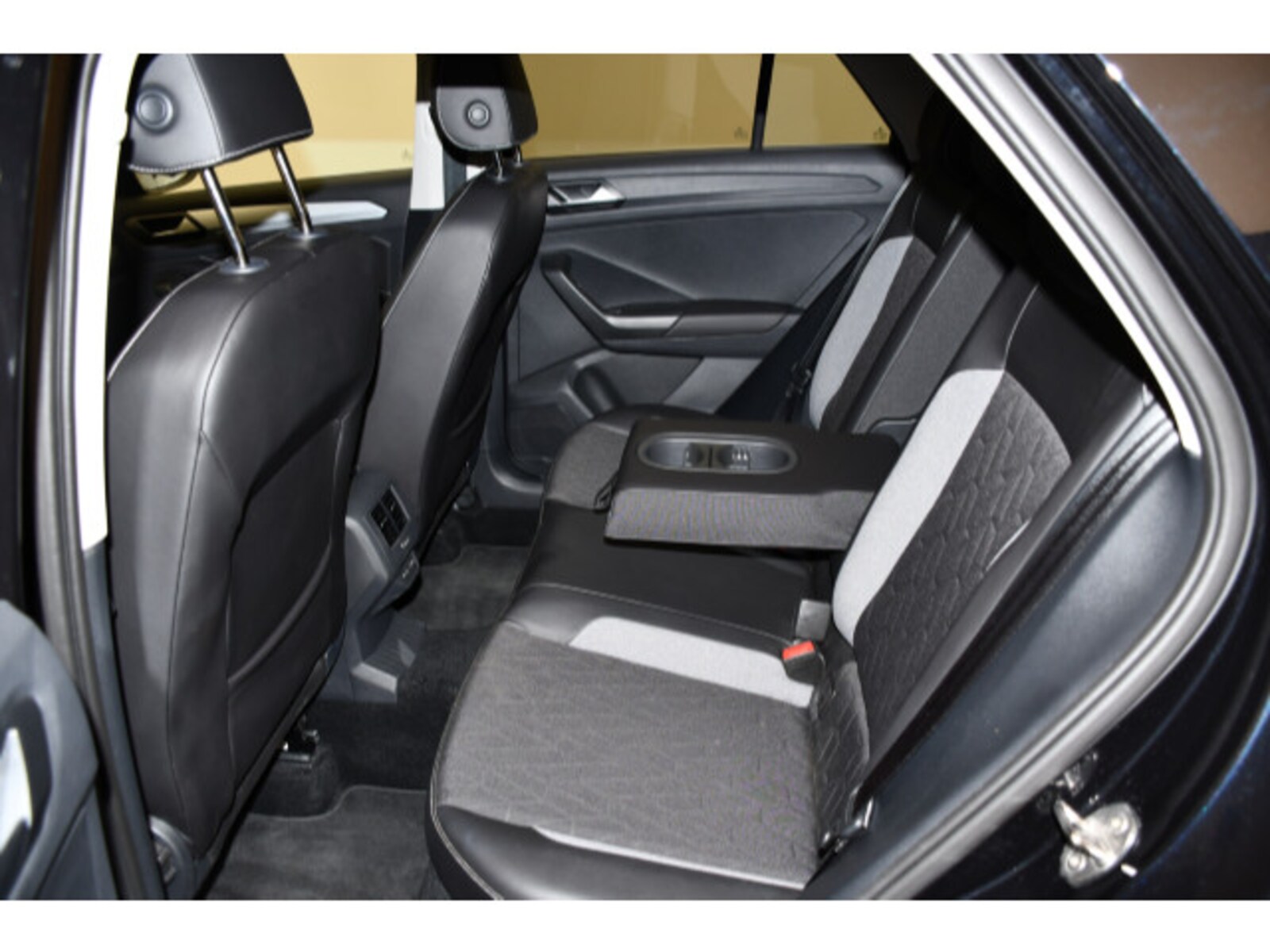 Volkswagen T-Roc – Bild 9
