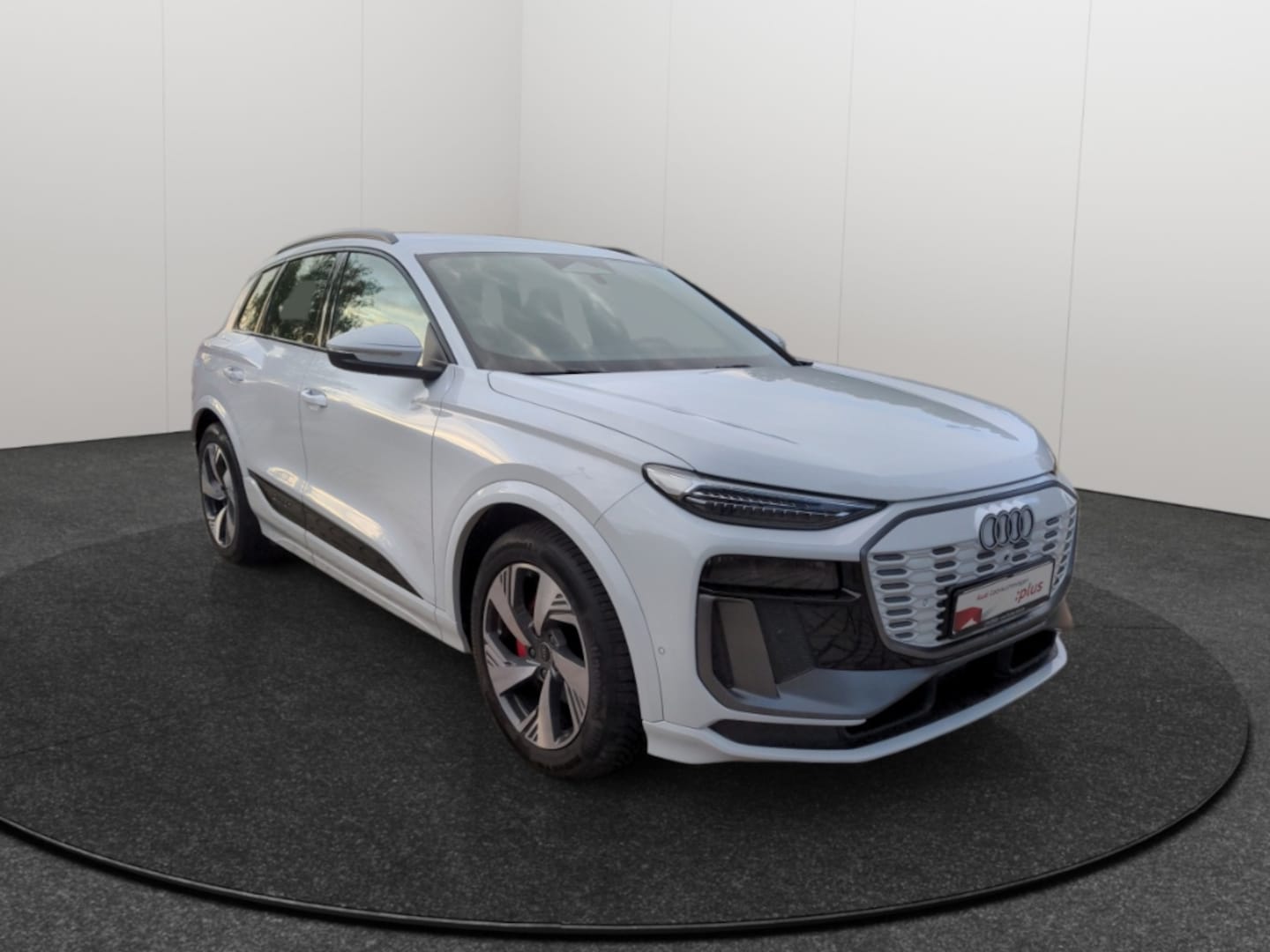 Bild über Audi Q6 SUV e-tron e-tron quattro - für weitere Informationen kontaktieren Sie den Audi Partner
