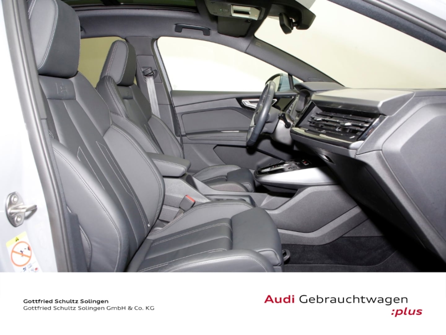 Bild über Audi Q4 Sportback e-tron 40 e-tron - für weitere Informationen kontaktieren Sie den Audi Partner