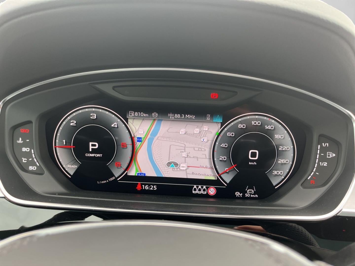 Bild über Audi A8 50 TDI quattro tiptronic - für weitere Informationen kontaktieren Sie den Audi Partner