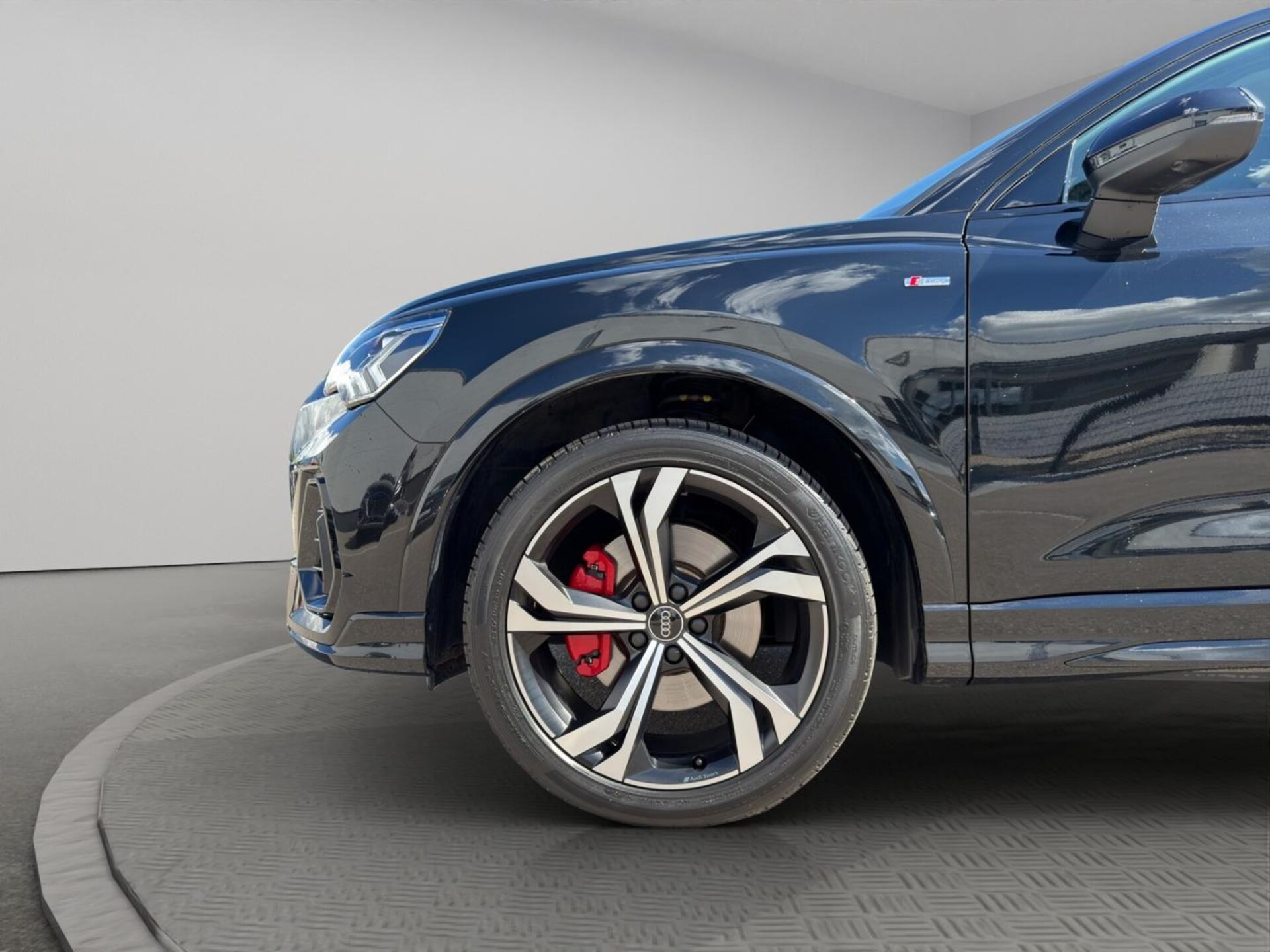 Audi Q3 SUV S line