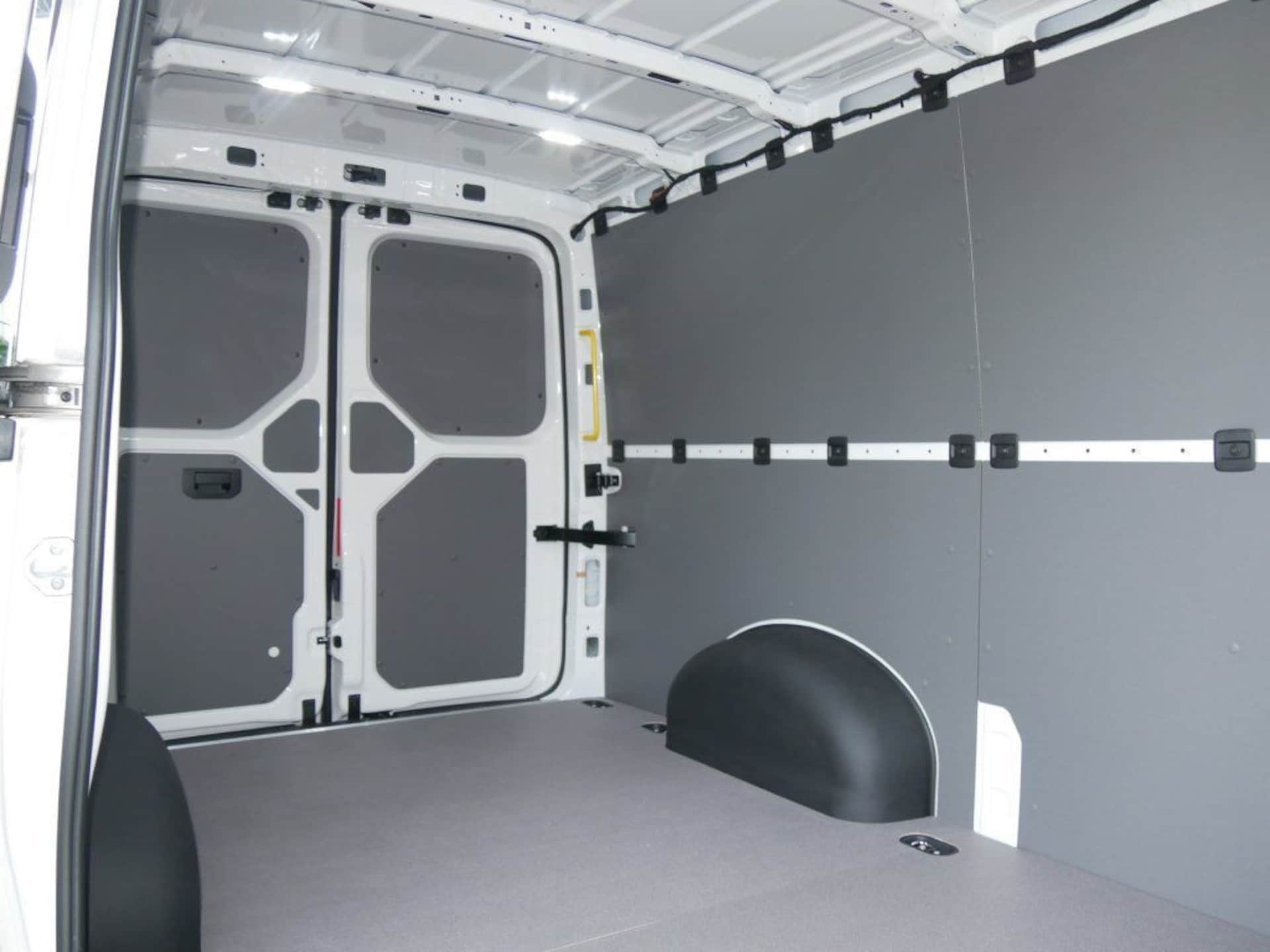 Volkswagen Crafter Kasten mittlerer Radstand