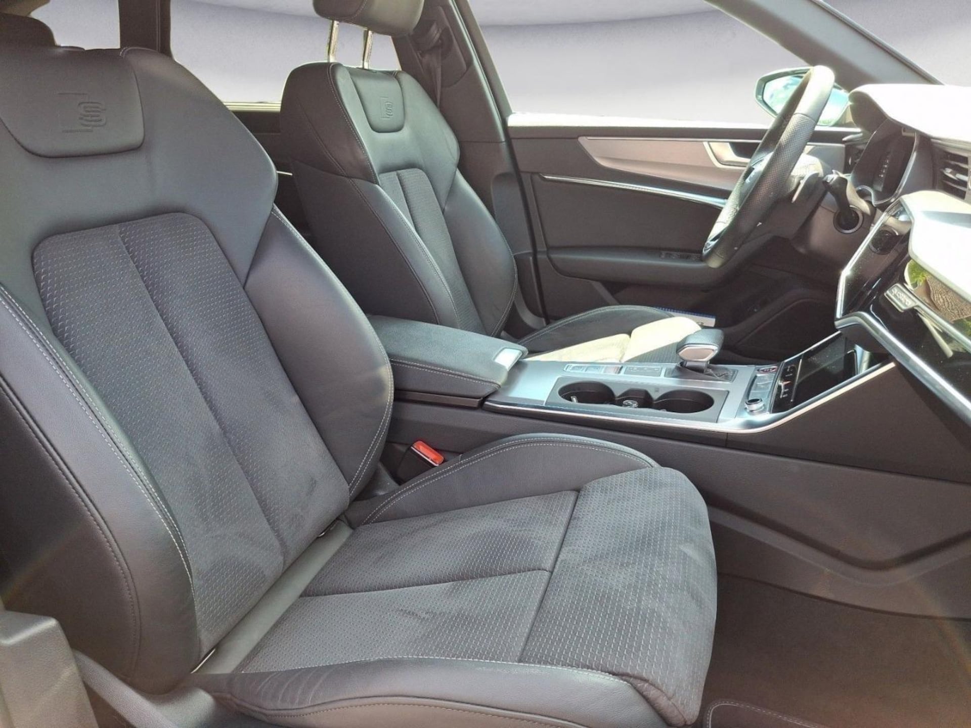 Audi S6 Avant
