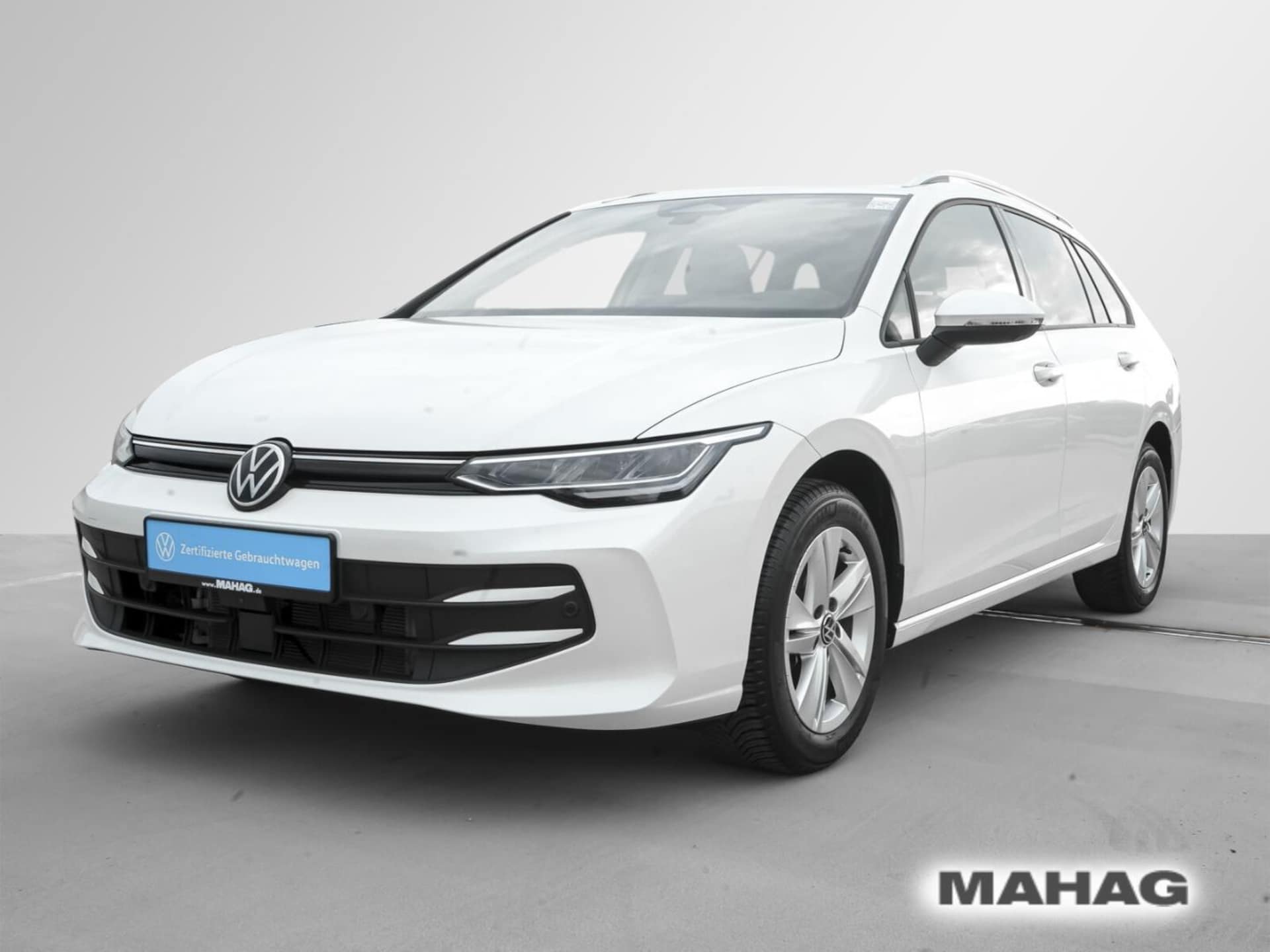 Volkswagen Golf Variant Life