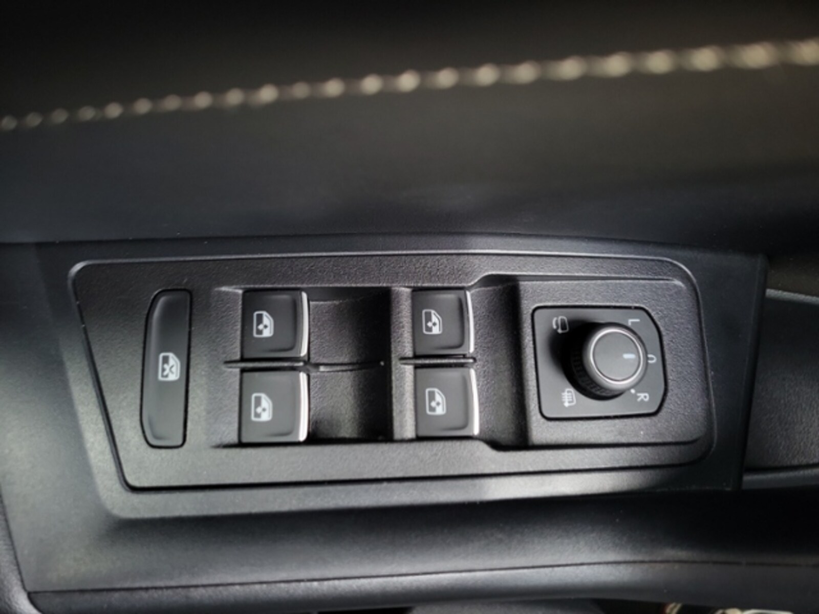 Volkswagen T-Roc – Bild 21