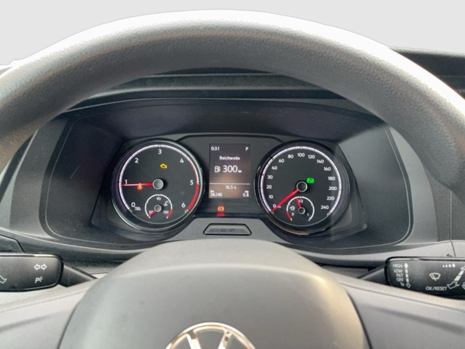 Volkswagen T6.1 Transporter Kombi kurzer Radstand – Bild 9
