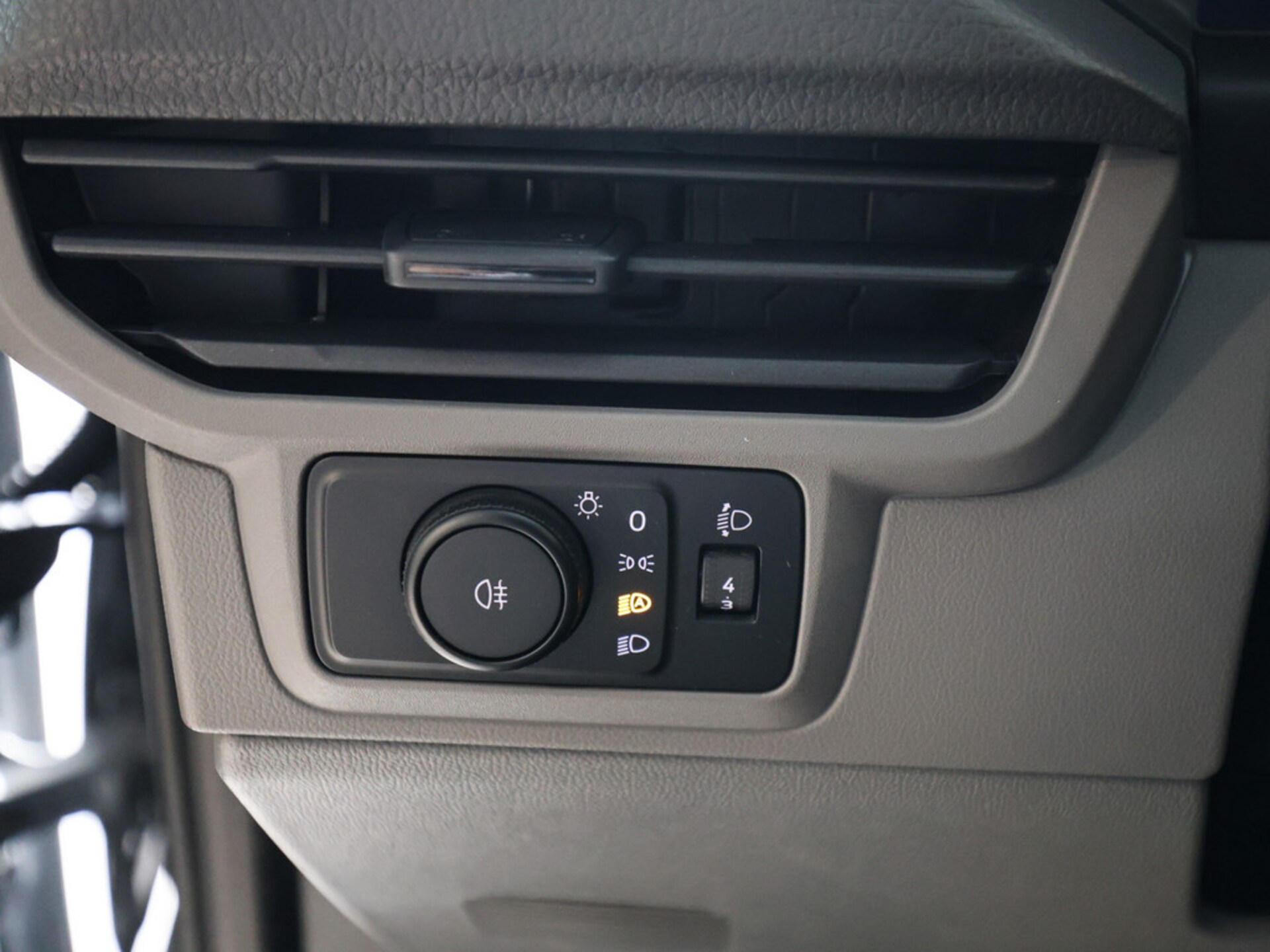 Volkswagen Transporter Kasten kurzer Radstand