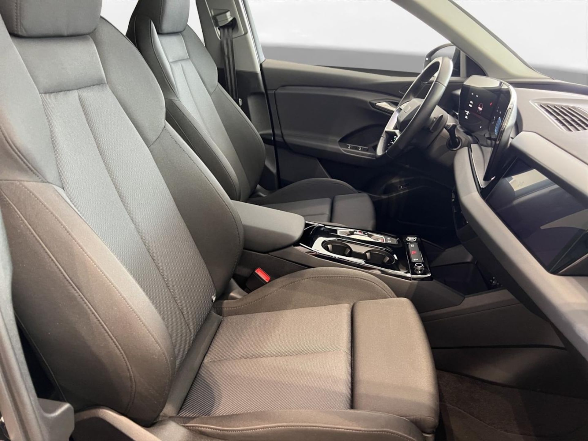 Audi Q6 SUV e-tron