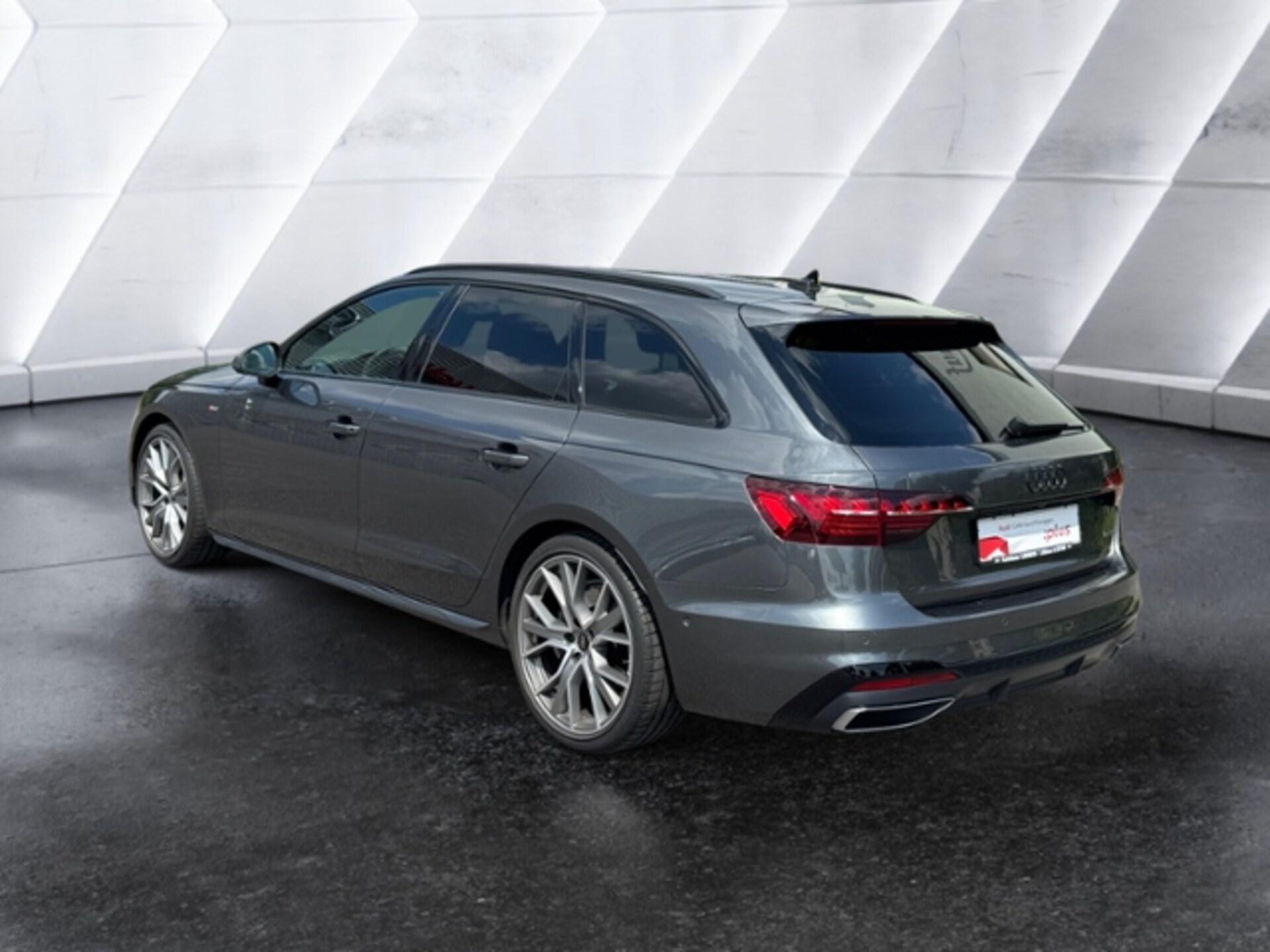 Audi A4 Avant S line