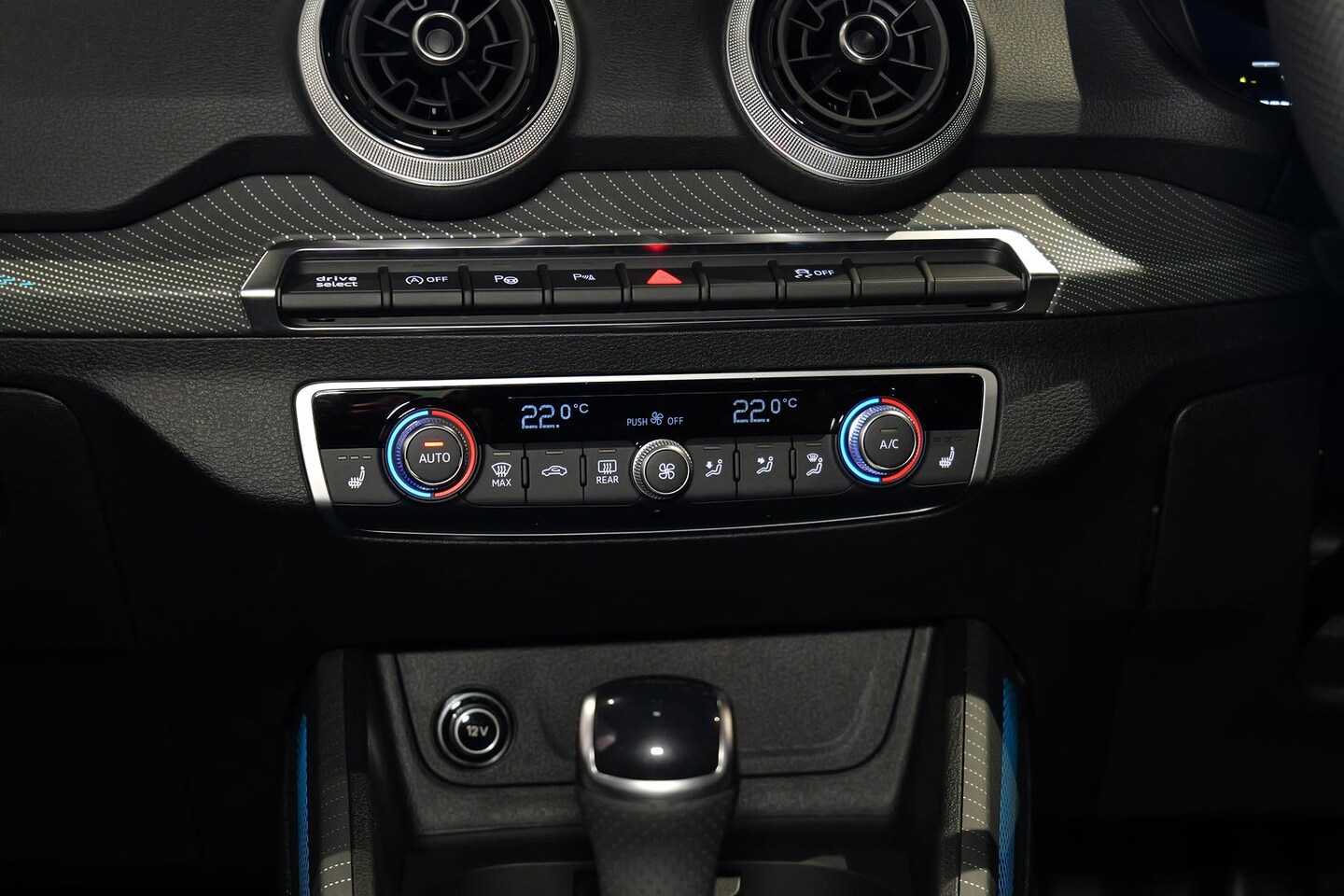 Image about Audi SQ2 TFSI quattro S tronic