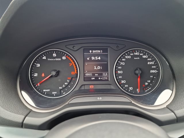 Image about Audi Q2 sport 30 TFSI Schaltgetriebe