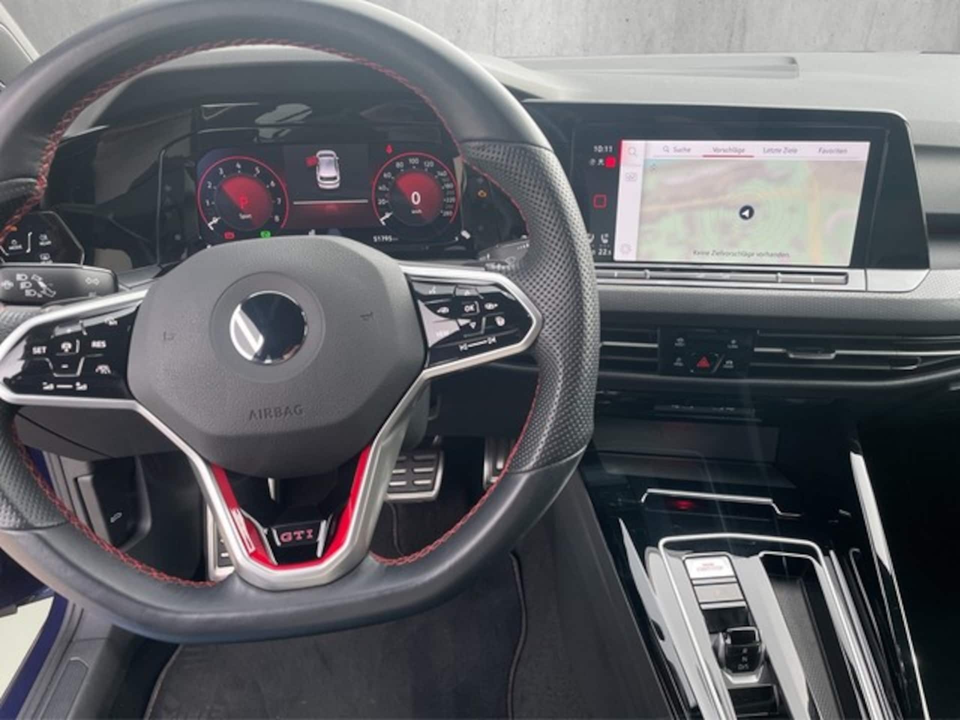 Volkswagen Golf GTI