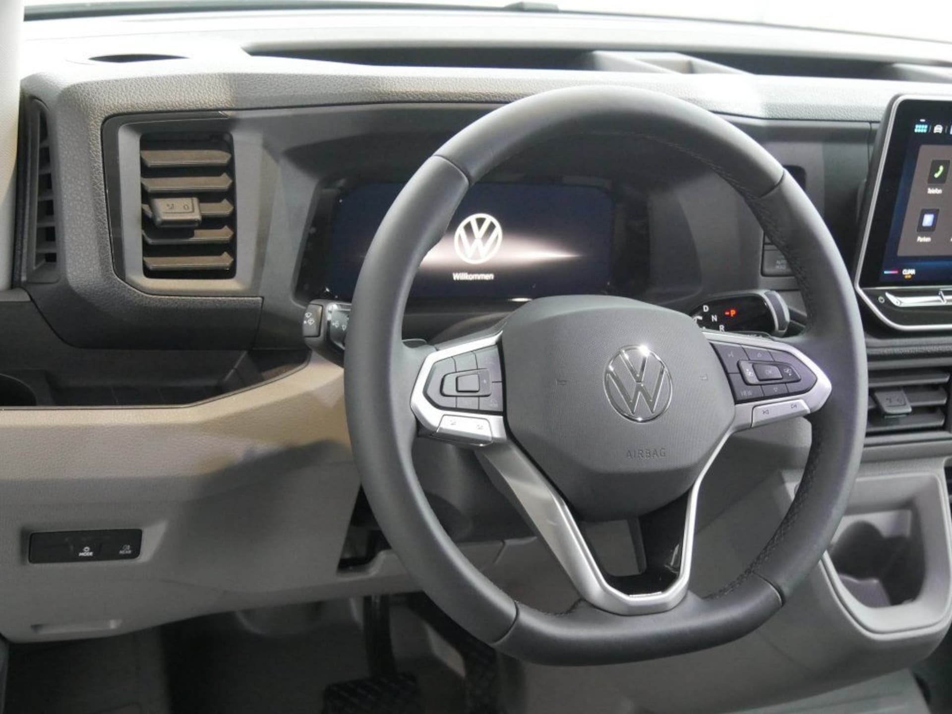 Volkswagen Crafter Kasten mittlerer Radstand