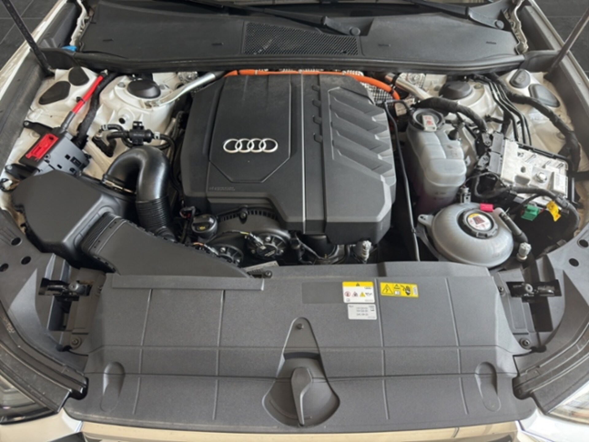 Audi A6 Avant TFSI e