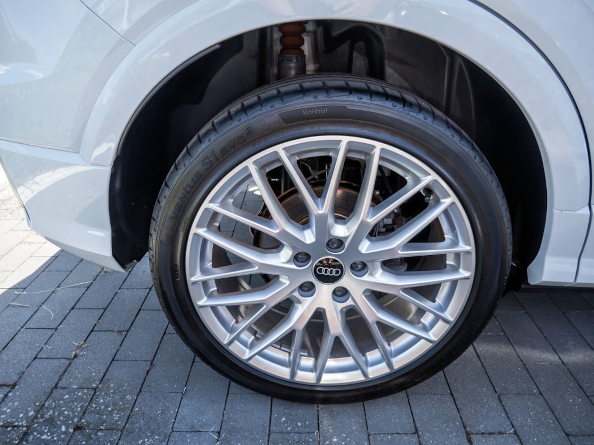 Audi Q2 S line