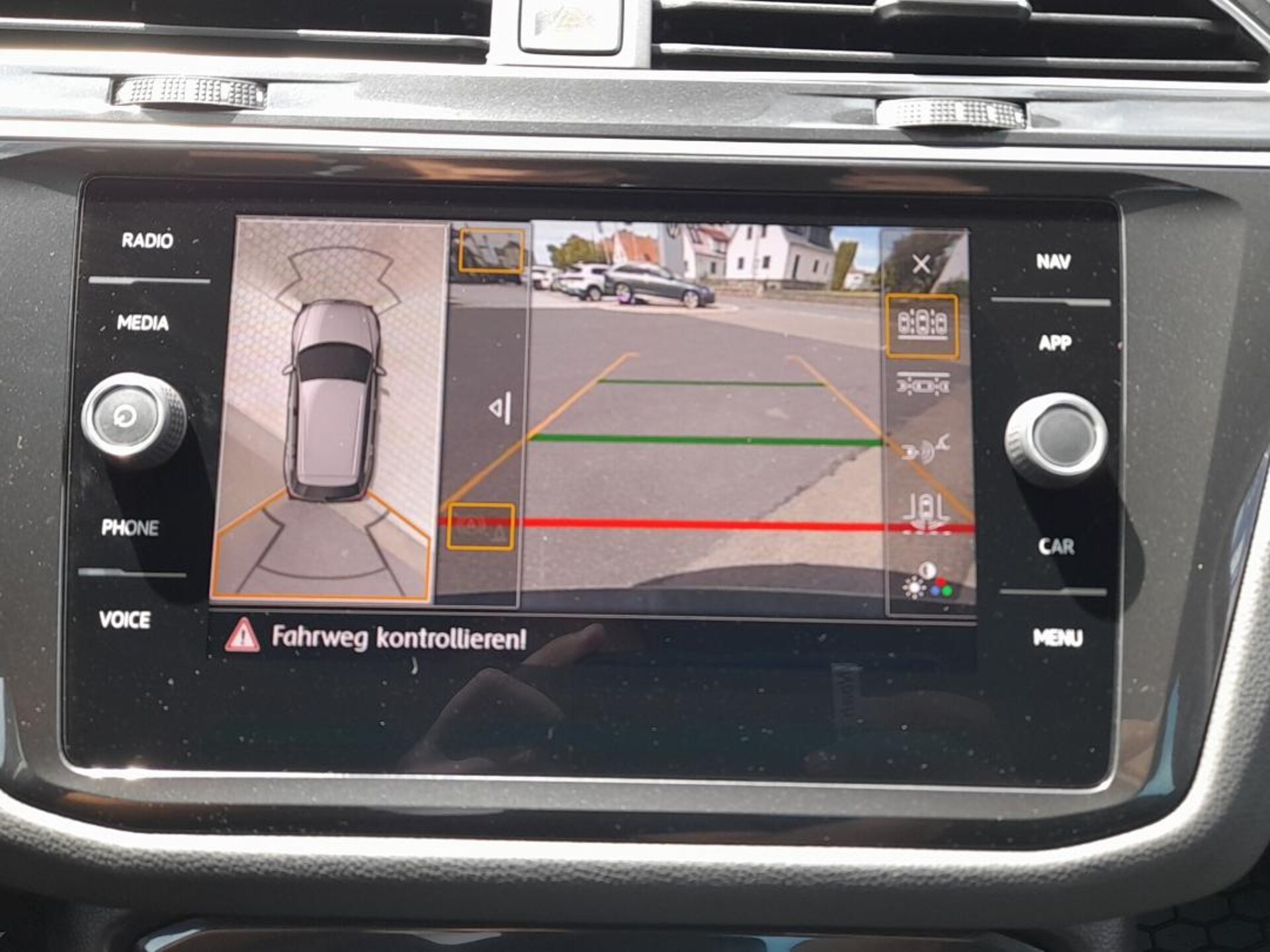 Volkswagen Tiguan SOUND