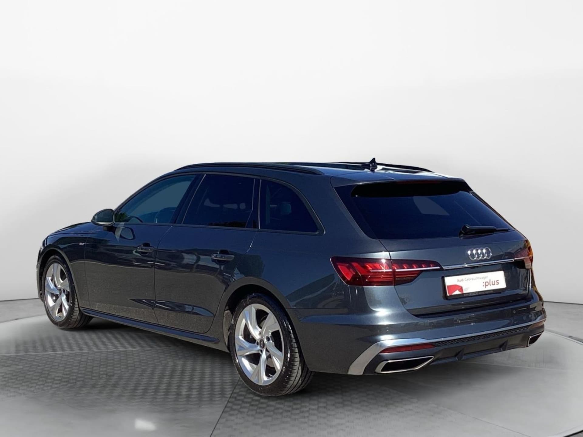 Audi A4 Avant S line