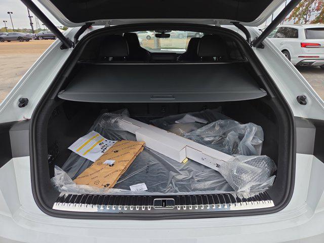 2026 Audi SQ8 Prestige - Photo 8