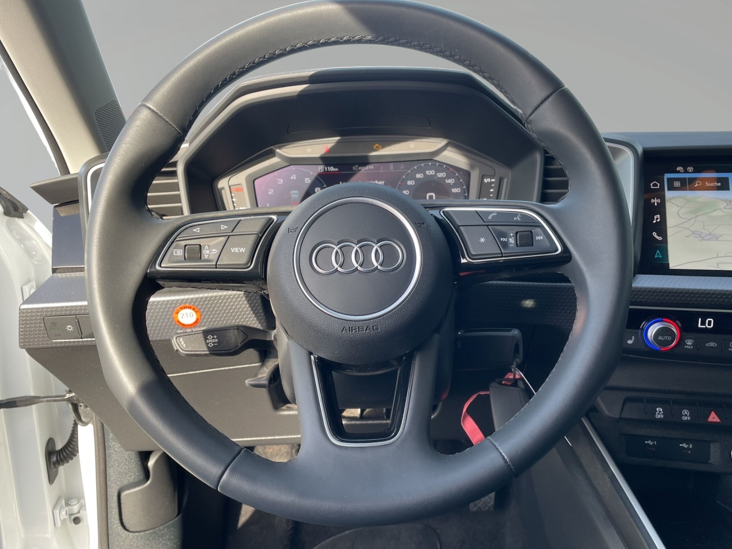 Bild über Audi A1 allstreet 30 TFSI Schaltgetriebe - für weitere Informationen kontaktieren Sie den Audi Partner