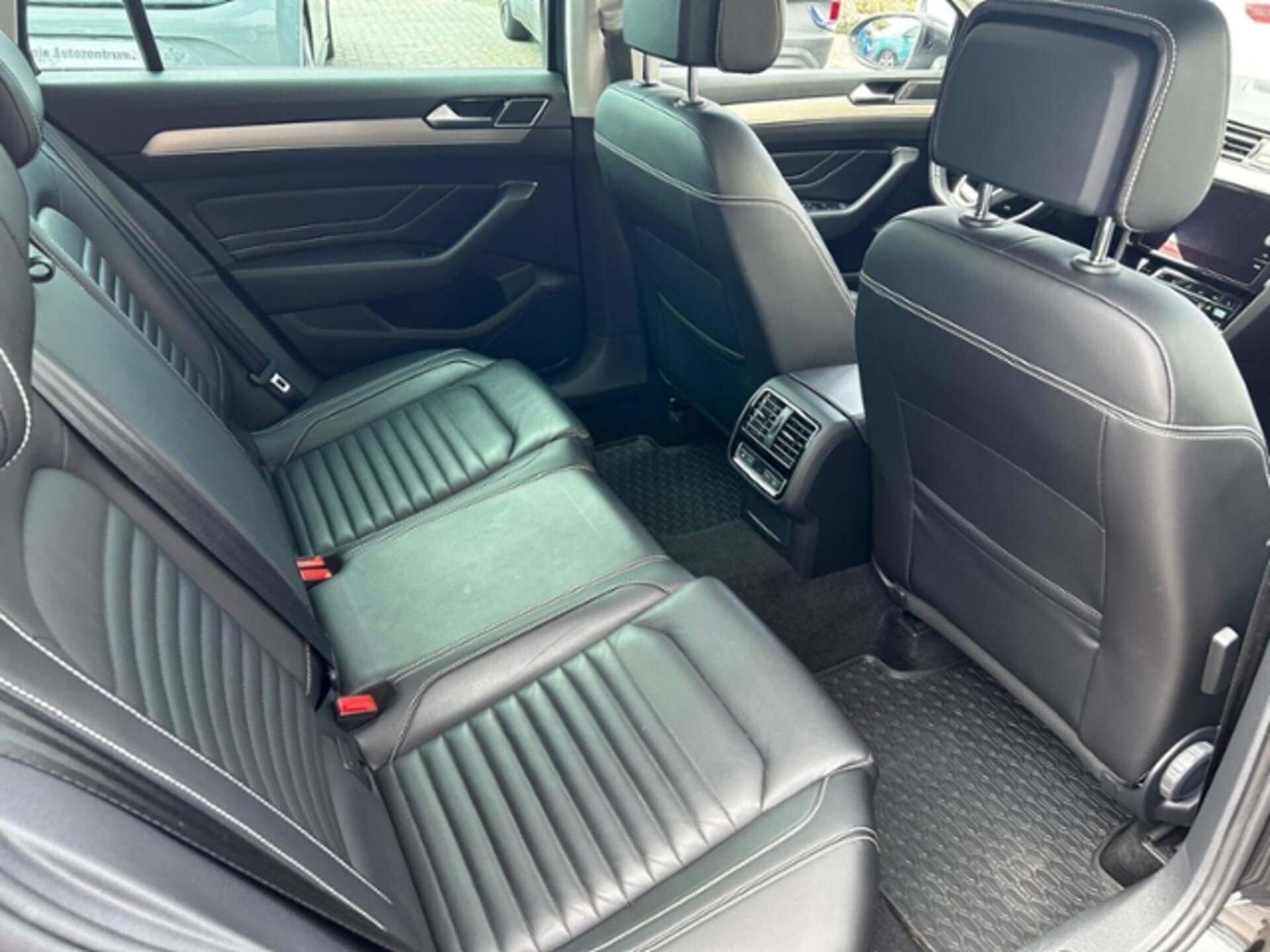 Volkswagen Passat Variant Elegance