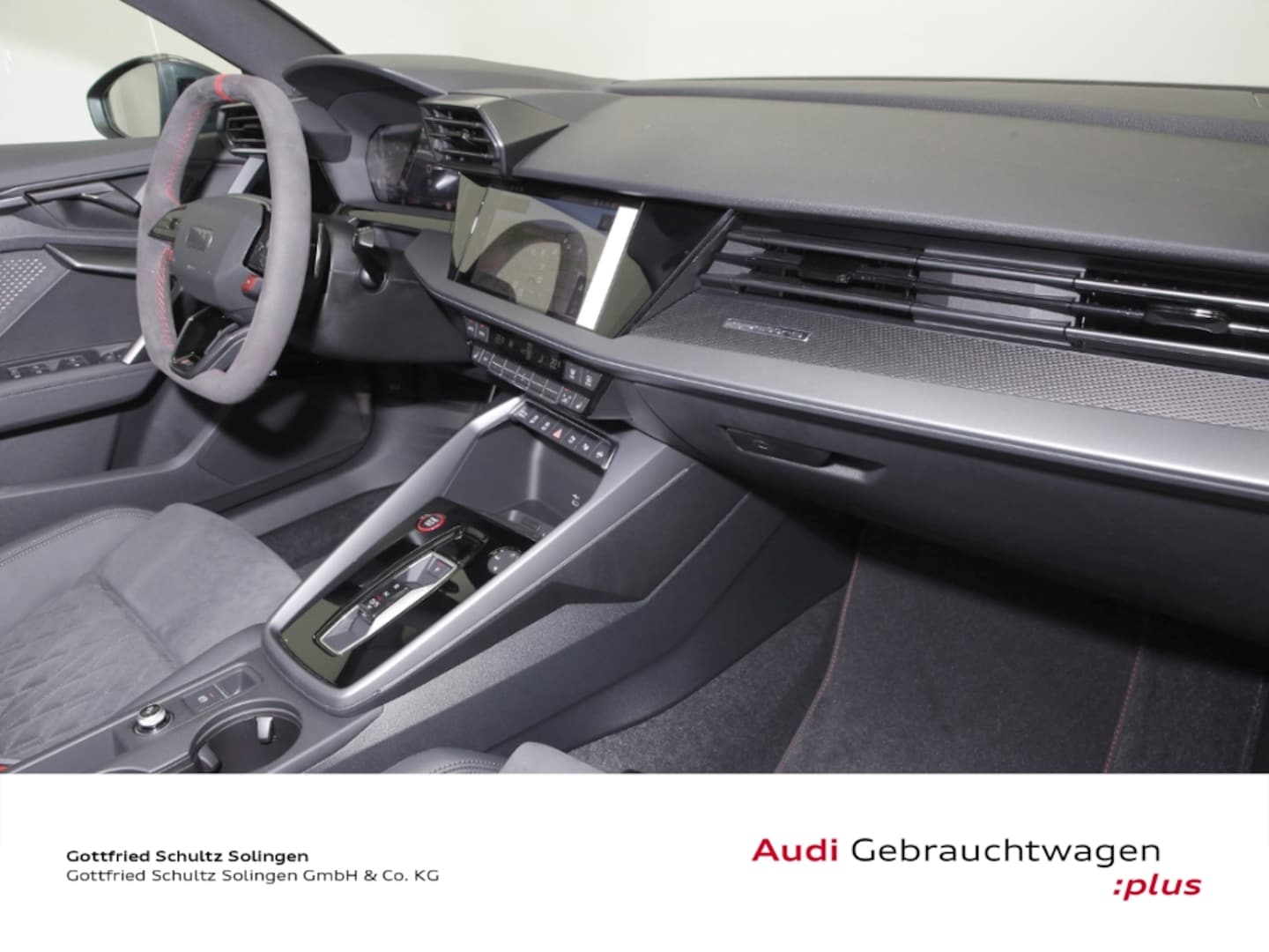 Bild über Audi RS 3 Sportback TFSI quattro 294 kW S tronic - für weitere Informationen kontaktieren Sie den Audi Partner