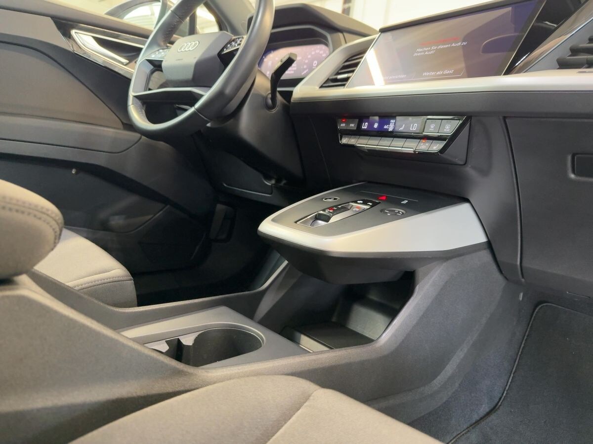Image about Audi Q4 e-tron 40 e-tron