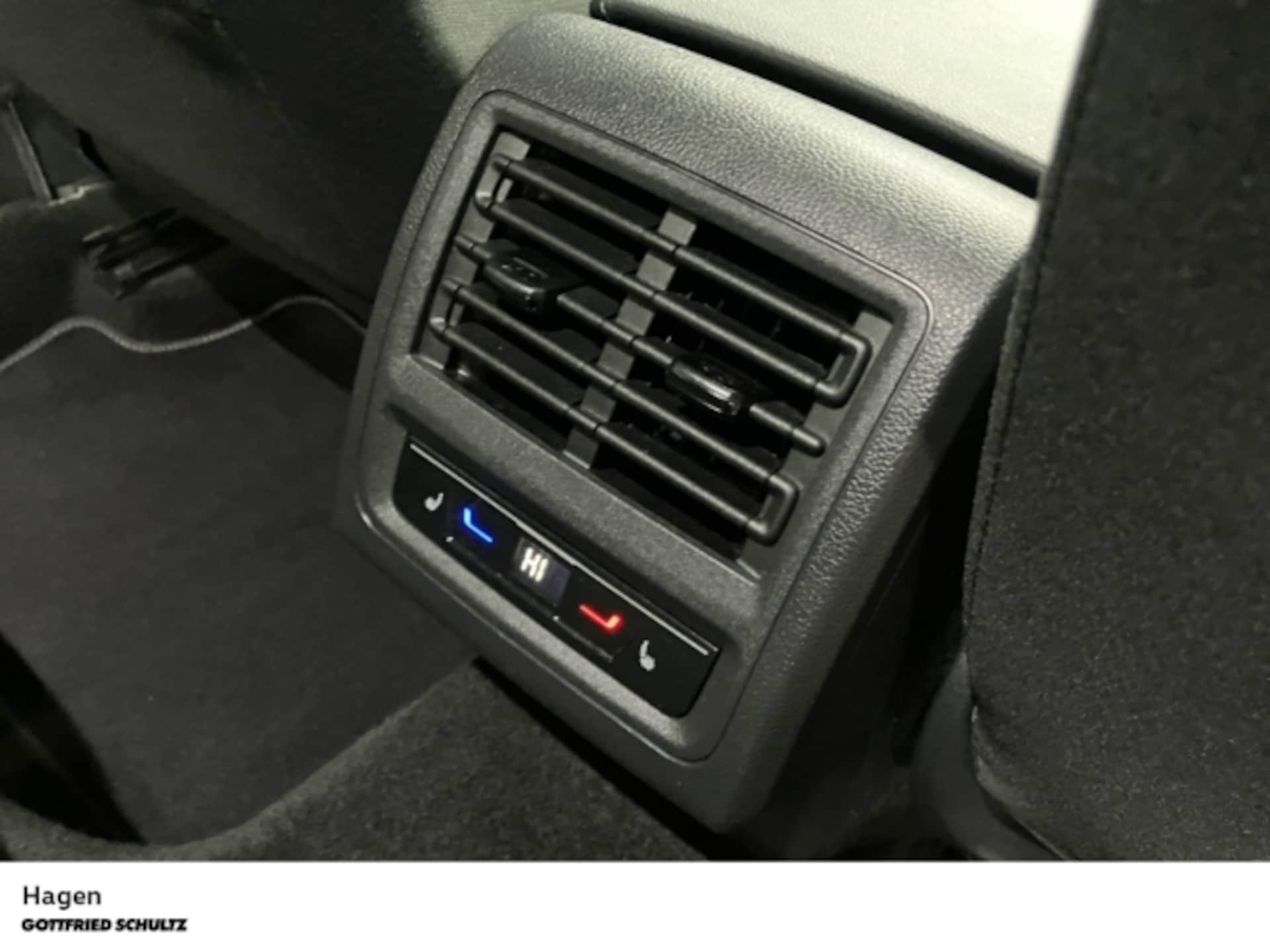 Volkswagen Golf Active