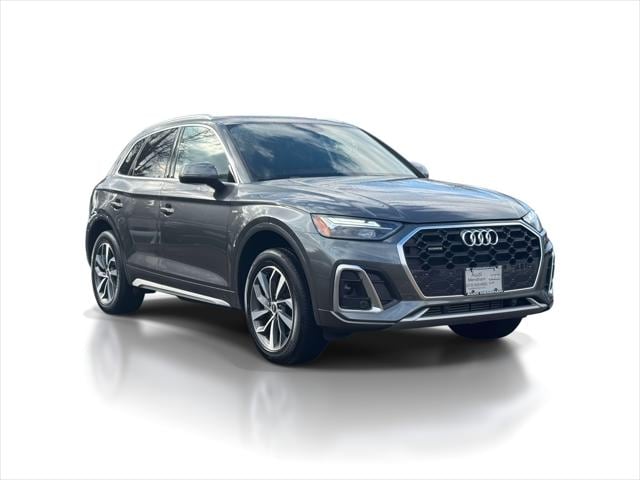 2023 Audi Q5 Premium's photo