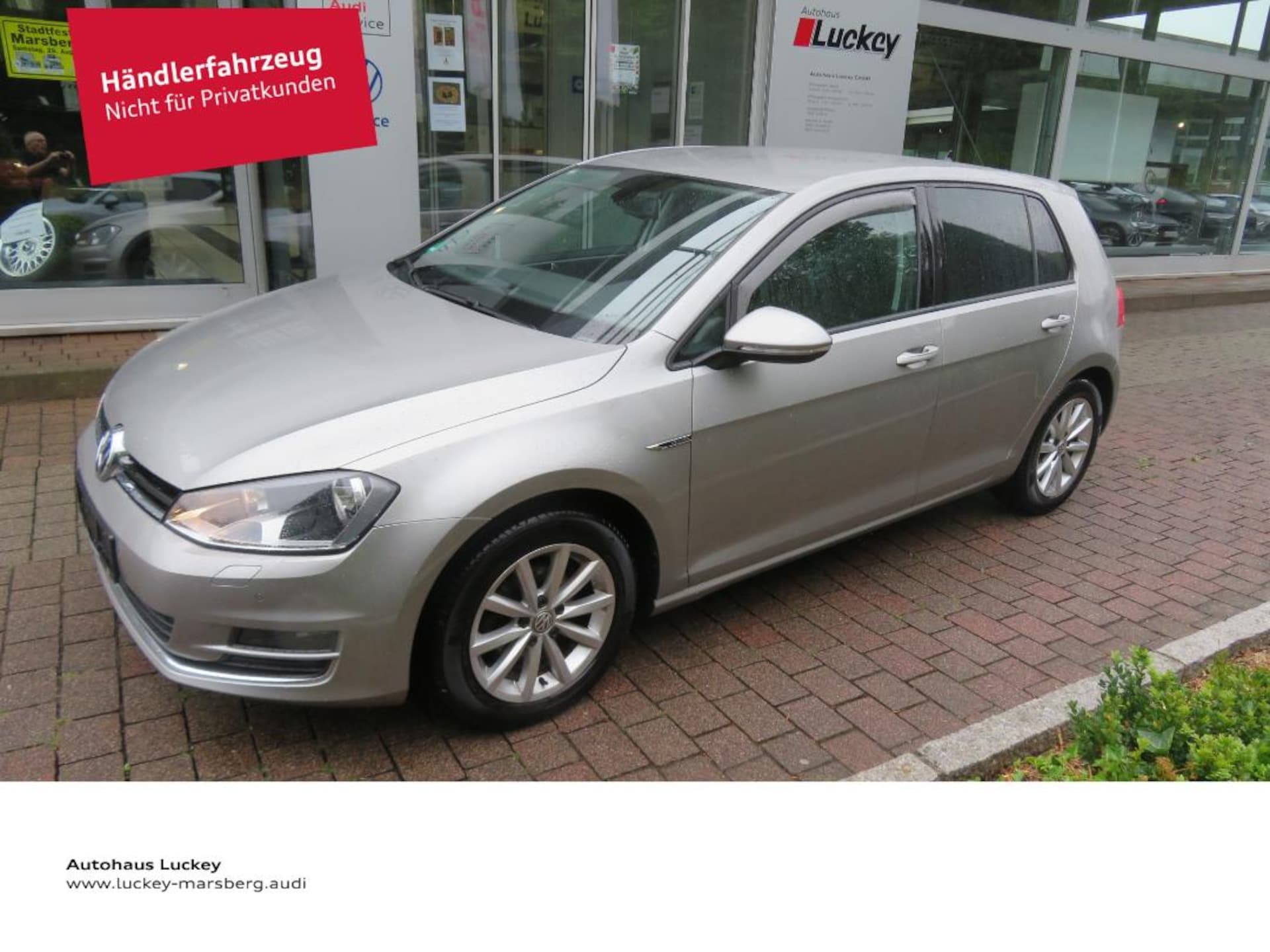 Volkswagen Golf LOUNGE