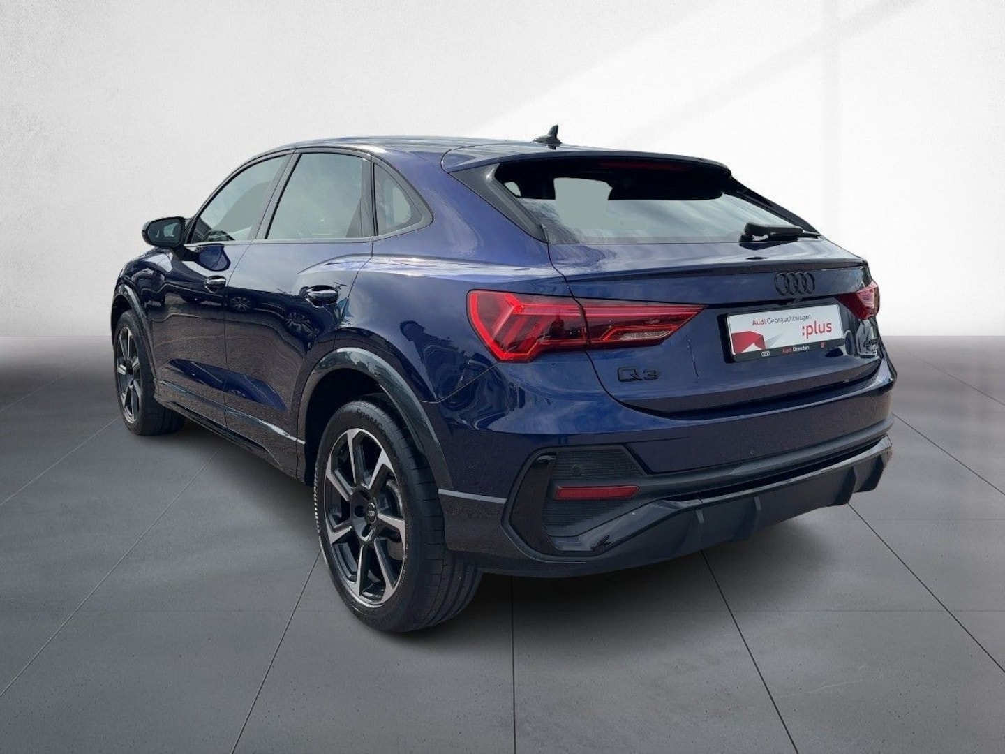 Bild über Audi Q3 Sportback S line 40 TFSI quattro S tronic - für weitere Informationen kontaktieren Sie den Audi Partner