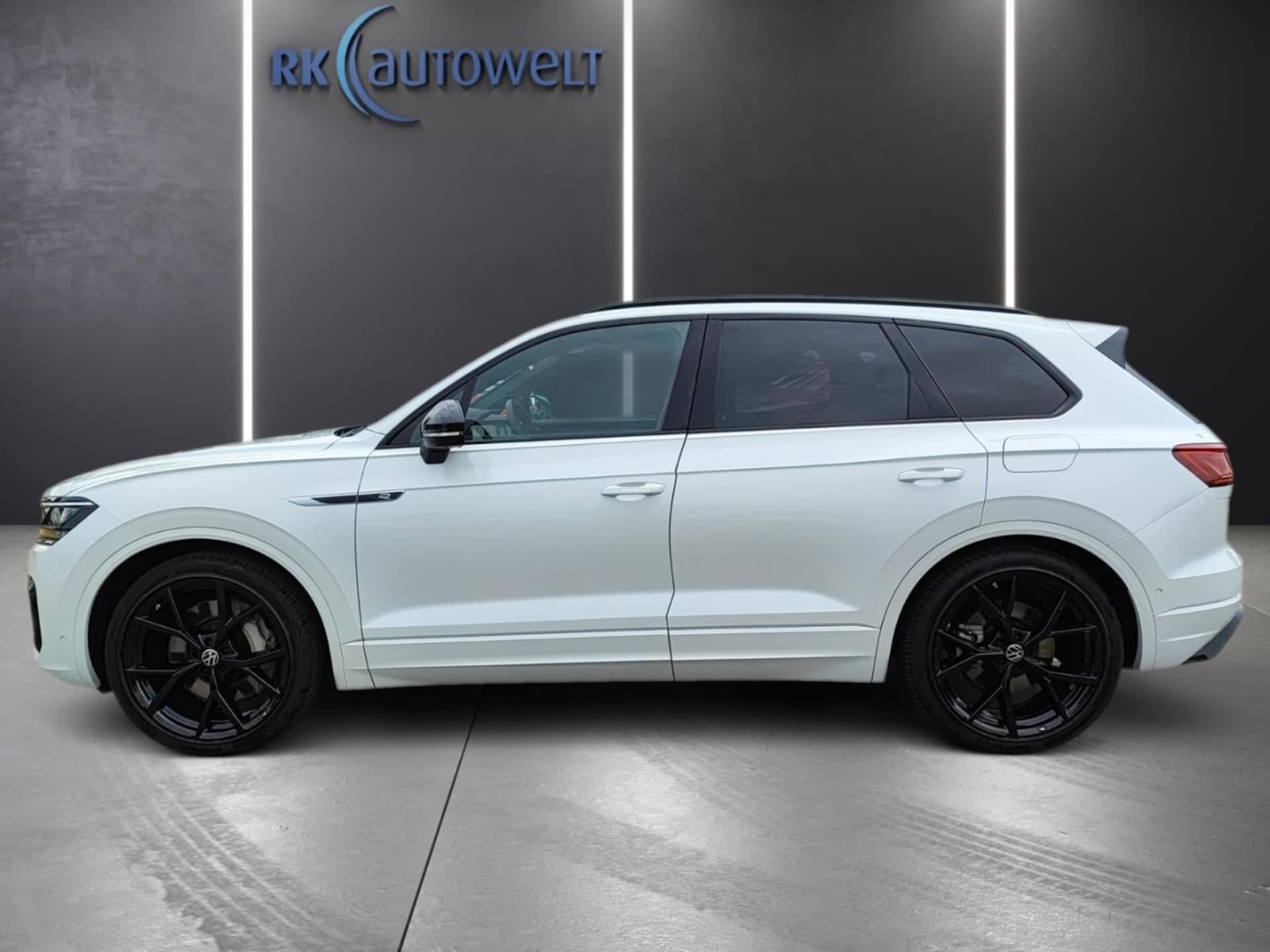 Volkswagen Touareg R